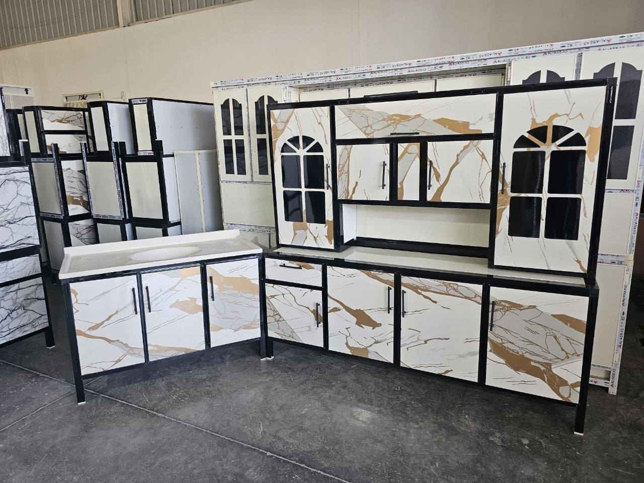 ما عليك بس  احجز والطلب يوصل لباب بيتك 🥰
كاونتر ارضي وملحق مترين  مع  سنك متر و20 مرمر

كاونتر مترين ارضي وملحق مع سنك متر و٢٠ مرمر . 
(السعر 300 الف)


**إذا كنت صاحب هذا الإعلان وتريد حذفه لأي سبب، رجاءا أرسل رسالة إلى الدعم الفني**