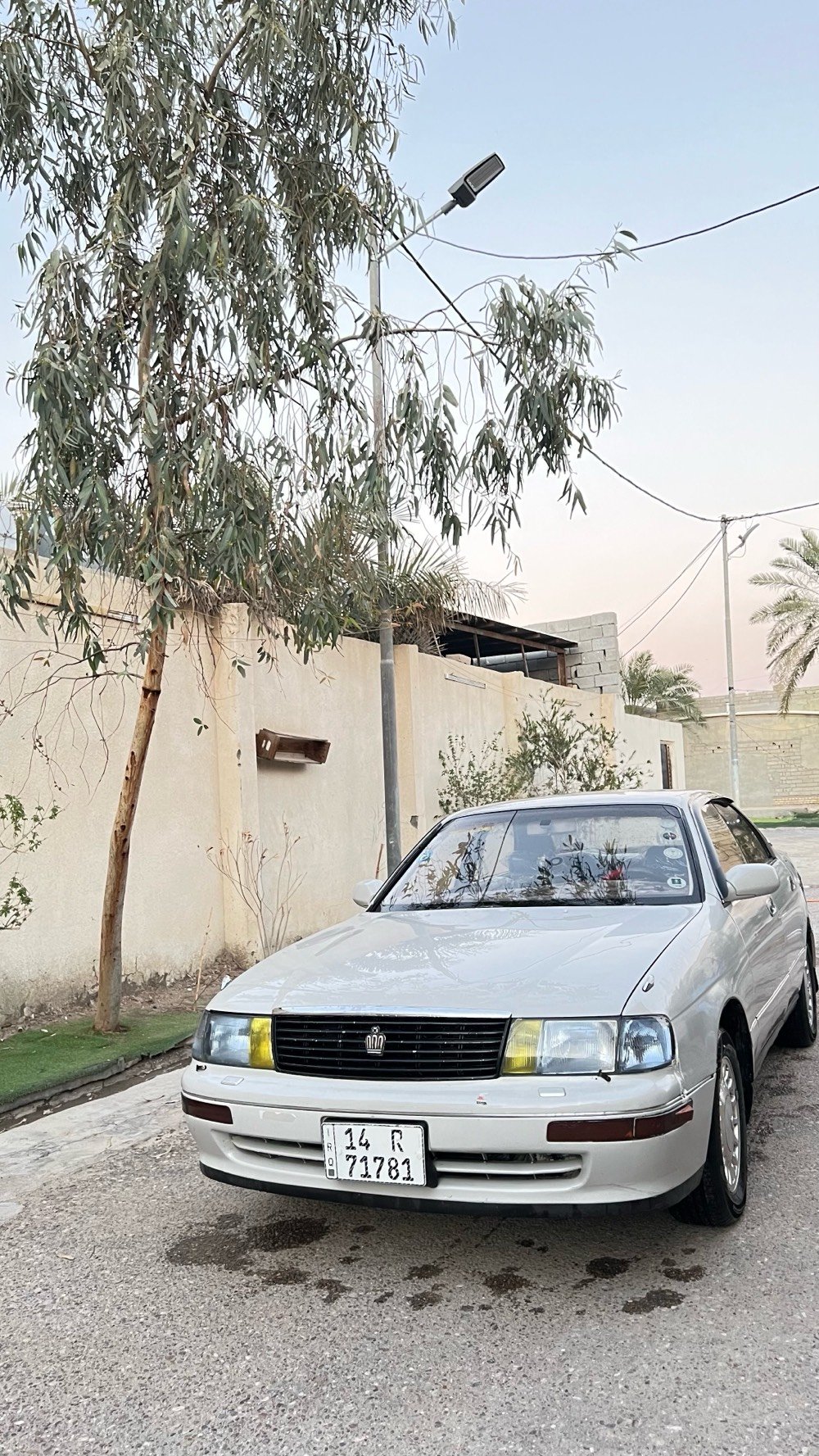 سلام عليكم بطة متصل البيع 
رقم الجديد سنوينه 2027 
مصبوغة جماليه تبريد كهربائيات كلها شغاله
مكفوله كص ونقل جثة مكاني البصره كرمة علي 
السعر54 بيها مجال حك الجيه 
***********