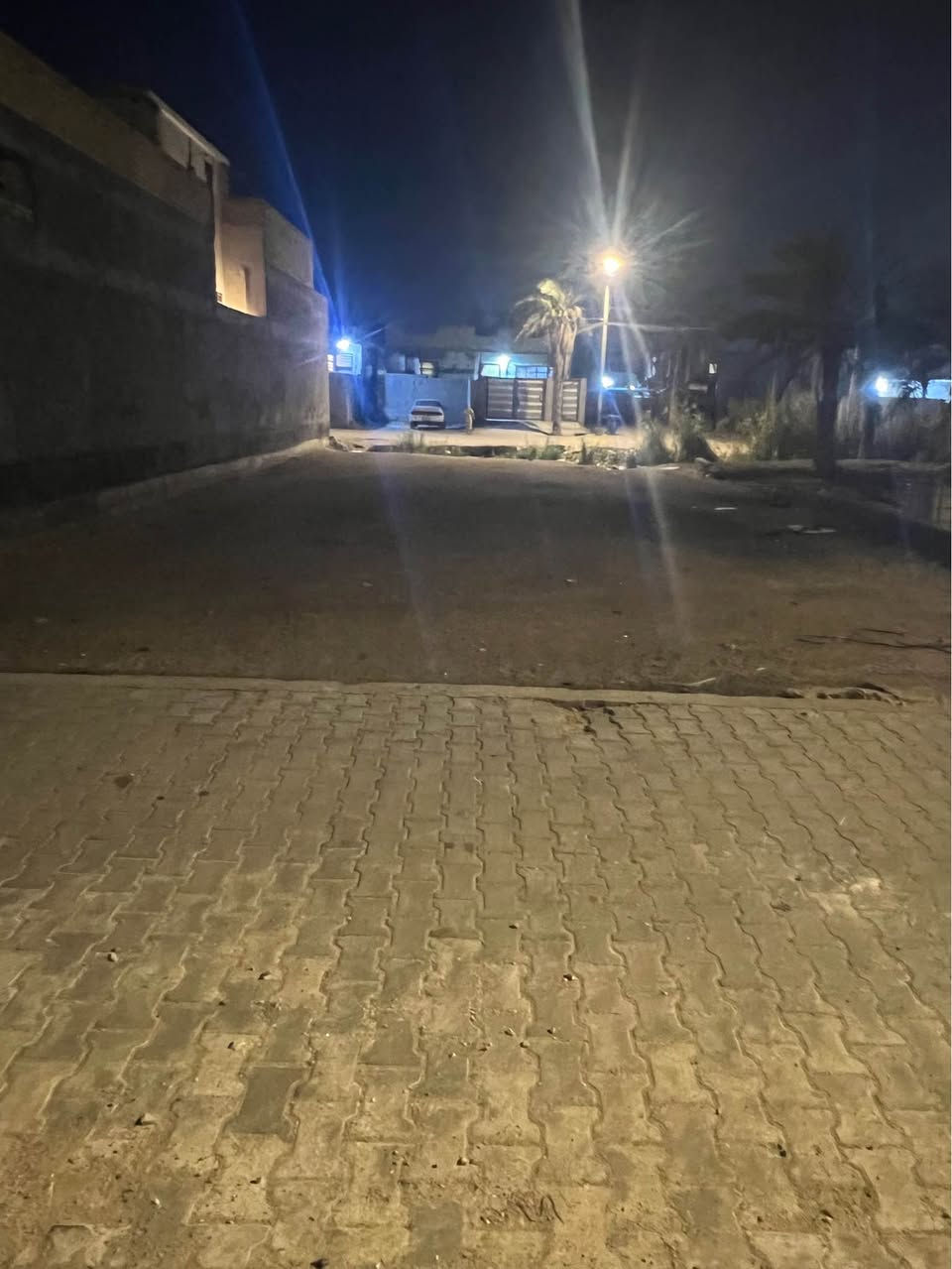 🔴 قطعة أرض للبيع

📍الموقع: أبو الخصيب – أبو الجوزي (طريق عويسيان)

▫️المساحة: 312 متر▫️الواجهة: 12 متر▫️النزال: 26 متر▫️الطابو: صرف زراعي عراقي▫️الشوارع: مقرنص مع مجاري

💰السعر: 125 مليون دينار

للاستفسار والمشاهدة يرجى التواصل.
*********** البصرة, العراق
