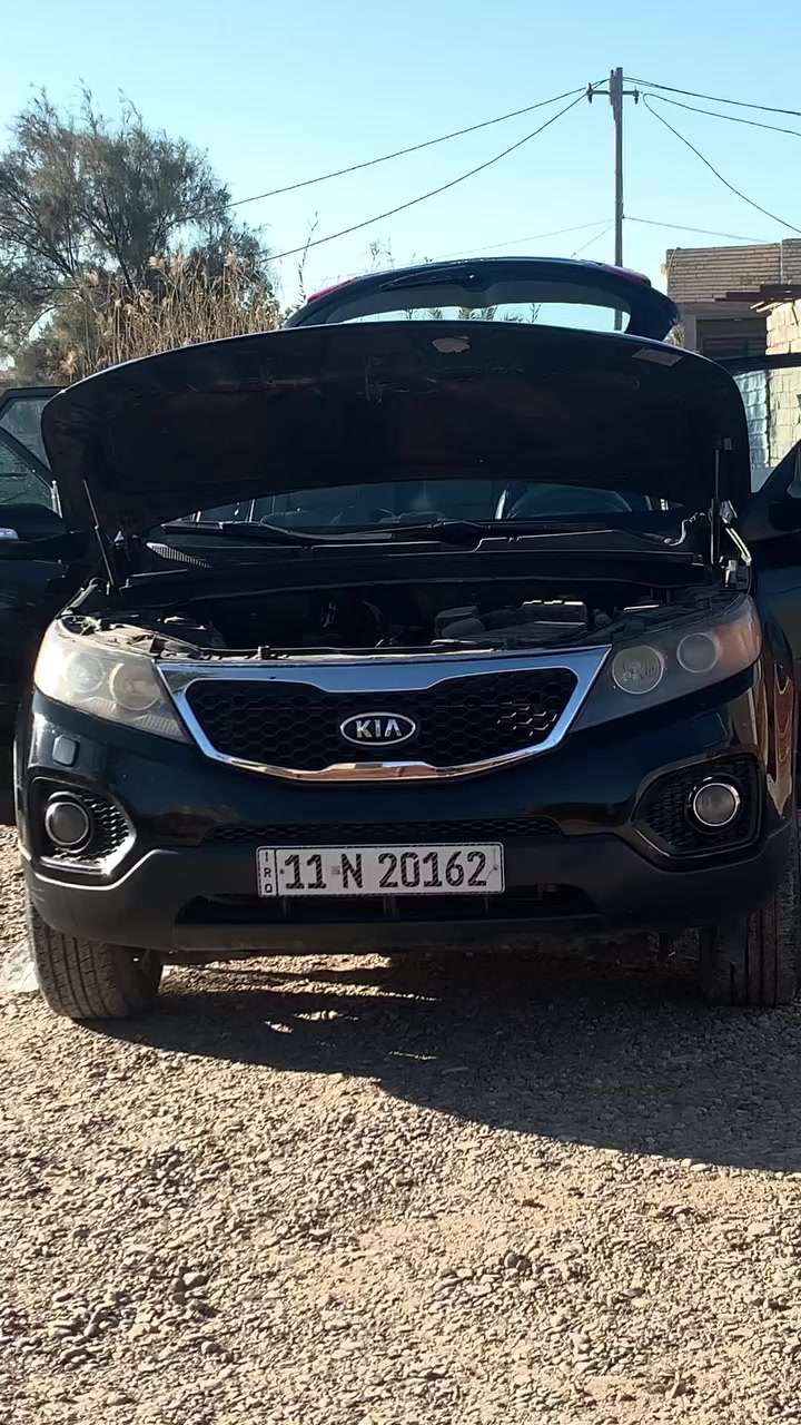 سلام عليكم كيا سورنتو موديل 2013لون اسود سياره كير محرك خير من الله 4سلندر وارد امريكي رقم بغداد سياره بسمي تحويل ثاني يوم العنوان بغداد الغزاليه سعر 120ورقه وبيهه مجال حك جيه 
رقم الهاتف ***********
تصال او واتساب
