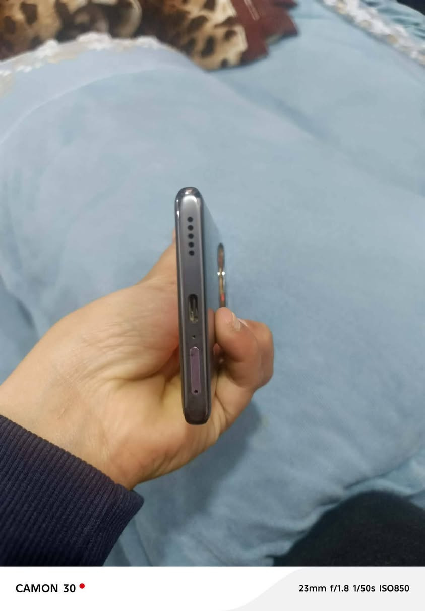 موبايل هونر اكس تسعه سي مبدال ضهر السعر 275مكاني موصل جانب الايسر حي التحرير  الرقم للستفسار***********
