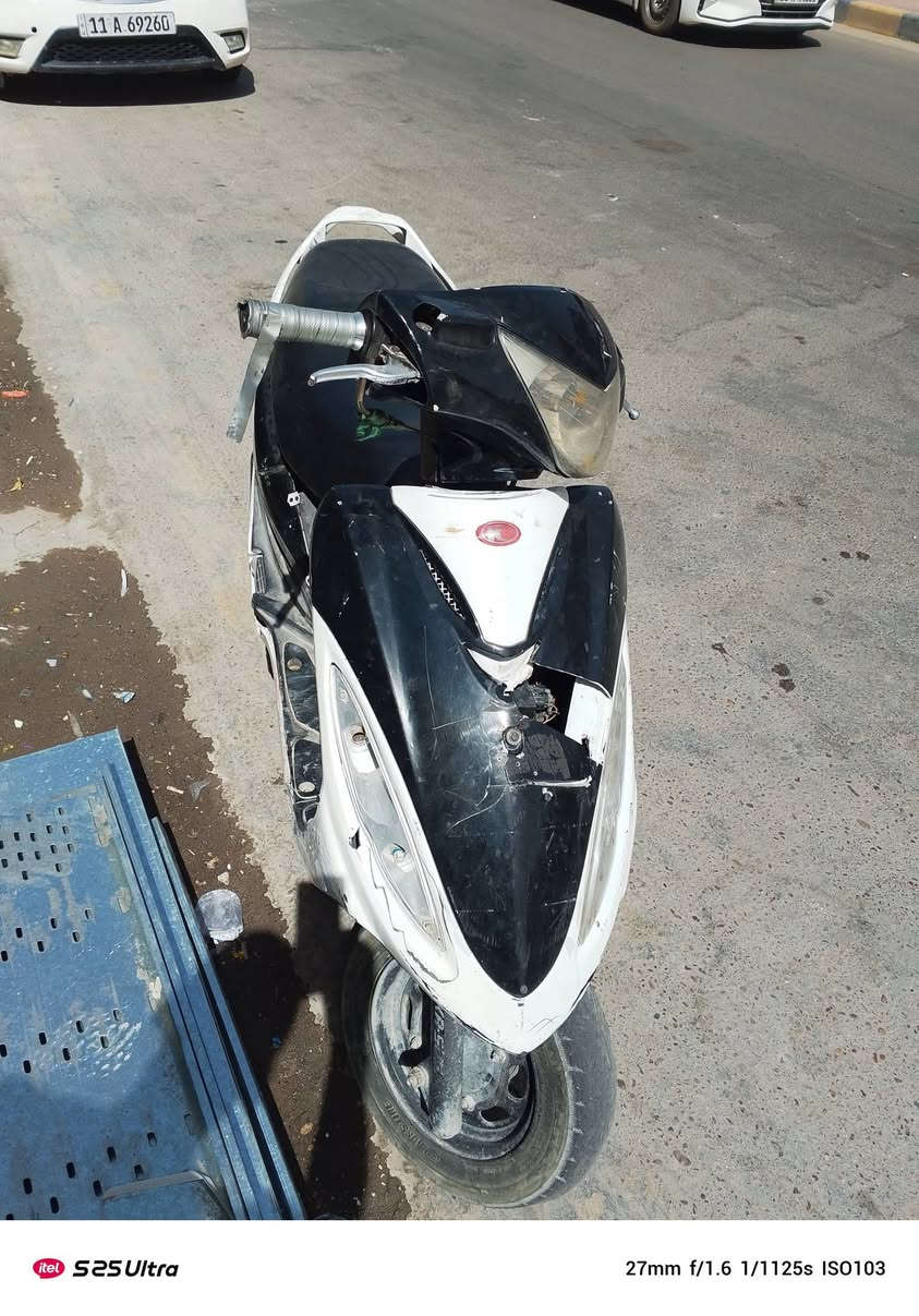 السلام عليكم دراجه كامكو  البيع
جي فور ميكنه مبدله ولفات بس 
ما مشروكه شرط شلعه او معدل 
عوزها ترتيب مثل ما واضح بل صوره 
السعر ٢٢٥قفل نجف ***********مبايل

