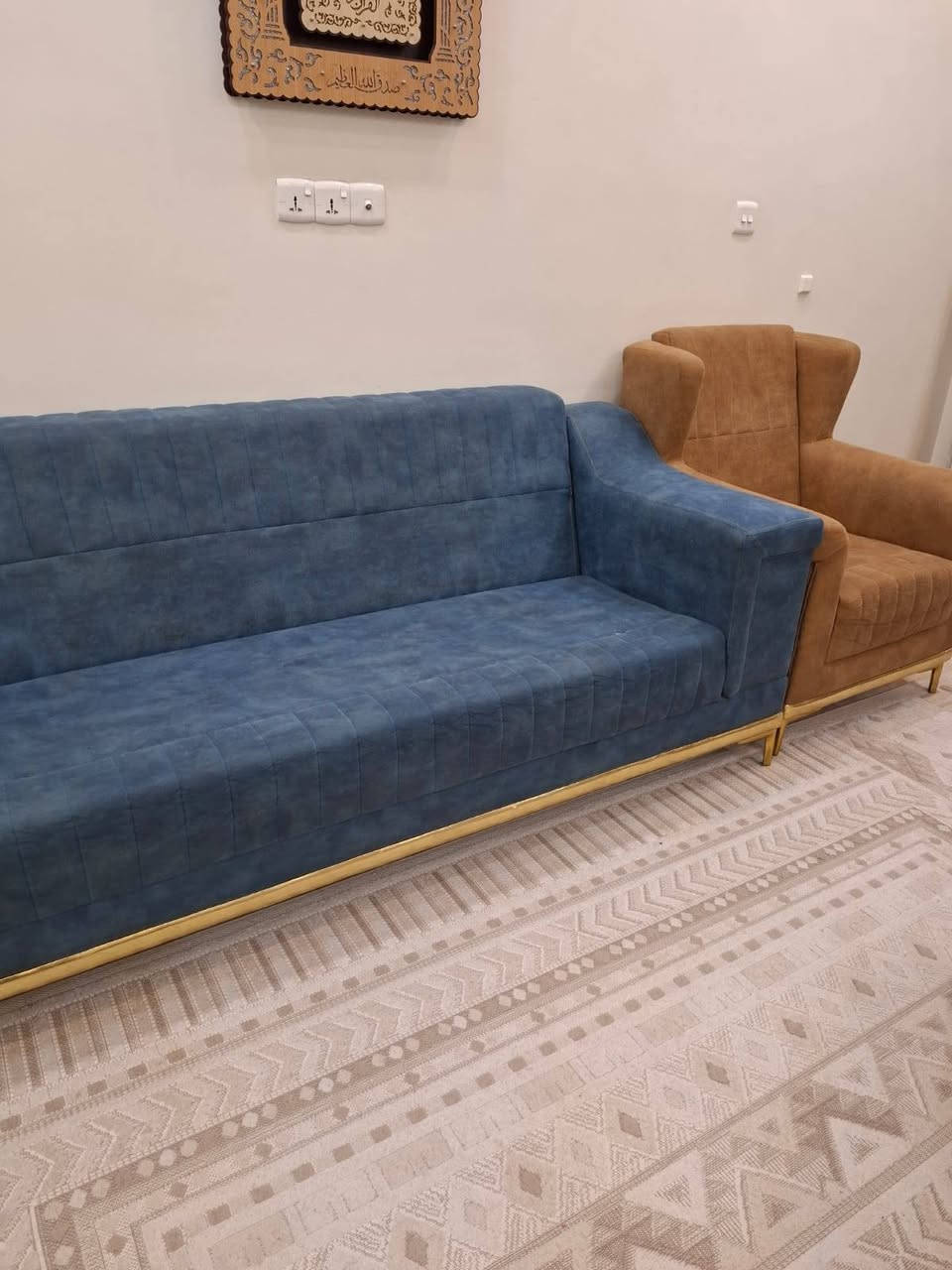 السلام عليكم تخم توصا عشر مقاعد مع البردات والطبلات السعر 650


**إذا كنت صاحب هذا الإعلان وتريد حذفه لأي سبب، رجاءا أرسل رسالة إلى الدعم الفني**