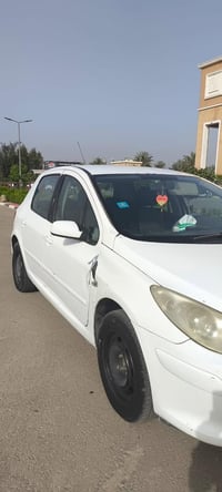 بيجو ٣٠٧ • ٢٠٠٦ • دوشمه جديده