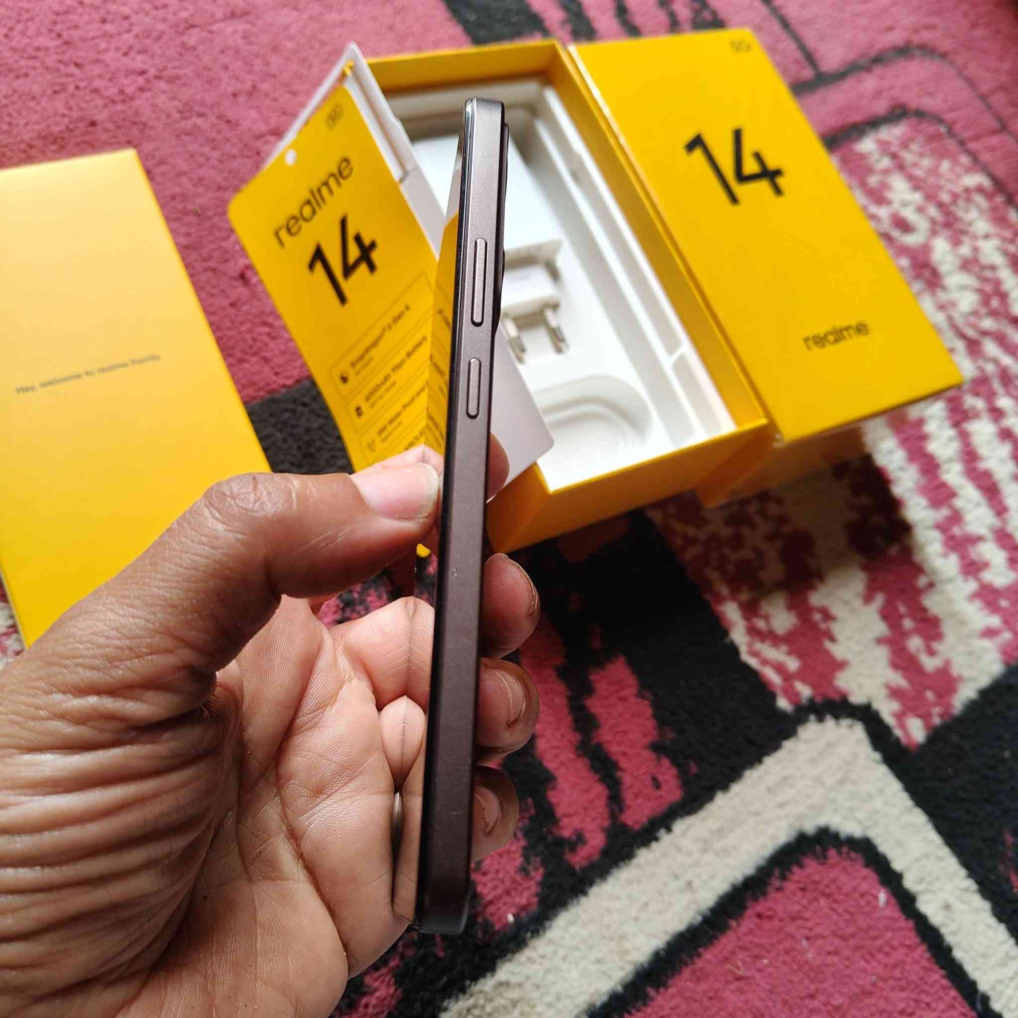 يوجد للبيع جهاز ريلمي 14 5g
256GB/(12+14)GB RAM
كسر كسر كسر الزيرو مفهوش خربوش ومعاه كل حاجته 
ضمان محلي


**إذا كنت صاحب هذا الإعلان وتريد حذفه لأي سبب، رجاءا أرسل رسالة إلى الدعم الفني**