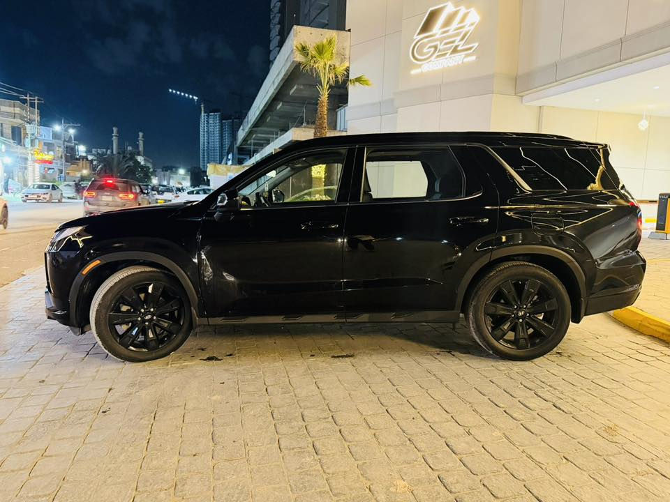 هونداي باليسايد فول XRT
موديل 2024 الفول 
محرك 6 سلندر 3800 🚀
دخول جديد ( مرقم بغداد شهداء )

المواصفات فول الفول 1/1
بصمه (ابواب وتشغيل وصندوق )
سلايد روف  
شاشه جبيره 
كشنات  كهربائيه   
 رادار امامي توقف ذاتي 
رادار تحديد مسار 
رادار خلفي ايضا توقف عند الخطر 
نقاط عمياء 
 قيادةذاتيه 
 حساس امامي
حساس خلفي 
 سبعه راكب 
ثلاث قطع تبريد منفصل
تحكمات فول 
انضمه قيادة خمس انضمه
 تشغيل عن بعد
 بردات خلفيه 
كل الكشنلت السياره تدفئه وتبريد
صندوك كهرباء ذكي
اوتو هولد
هند بريك بصمه 
منفصل سياحي
منافذ شحن بكل الكراسي
 ويل كب 20 
 ستيرن رجاج اثناء تنبيه
لدات امامي خلفي 
شحن واير لس 
 شفتات ستيرن
انارة ترحيب عند الاقتراب 

* بعد بيها هواية مواصفات ….
السعر 280 وبيها مجال
العنوان / بغداد المنصور
للاتصال ***********
