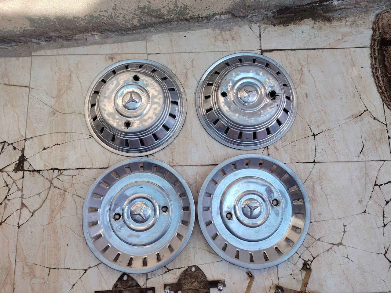 كبات سياحي للبيع     السعر 60 الف قفل       تدفئه  عدد1  سعر 30            مكاني ديوانية ***********
