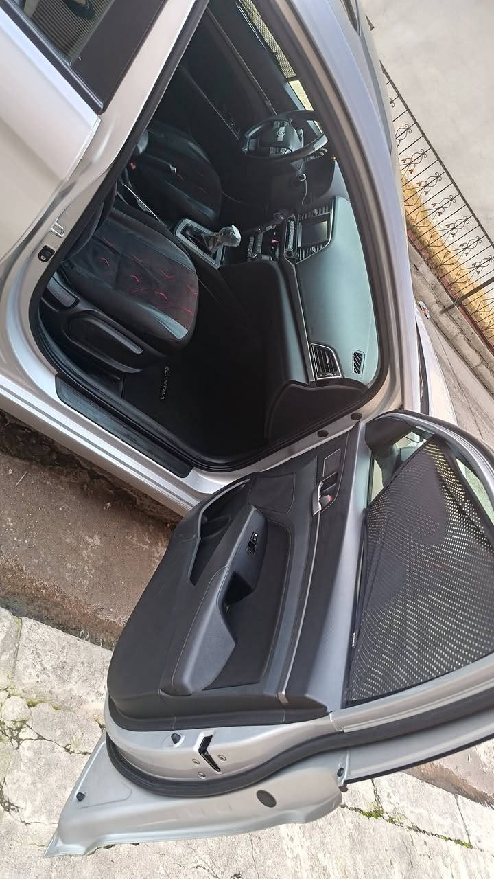 للبيع
موديل 18
فول فول
بوند امبدل جملخ بخ فقد
مكينه 20دوش مامفتوح شرط
كاربون بي
سعر 137بي مجال 
***********
