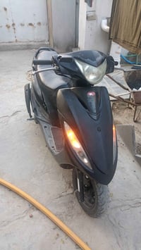 للبيع نكره سلف صالصنه رياضي شلعه ومعدل كلجات رياضي رقمي 07779963888