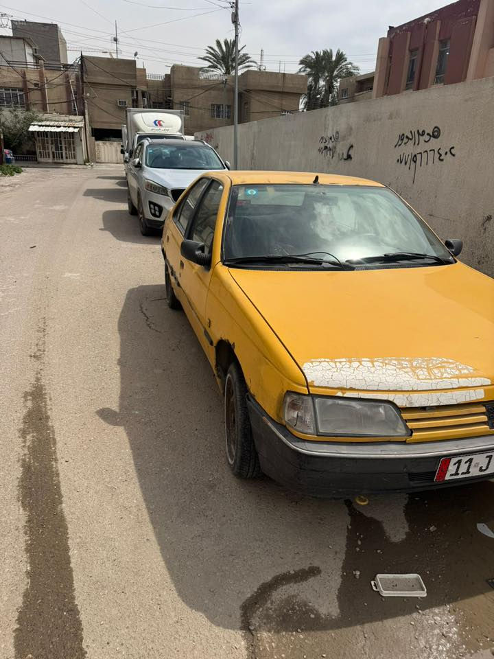 السلام عليكم بيجو 2008 نظيفه  بغداد بسمي رقم الجديد كله شغاله عنوان قرب ساحت القاء ***********
