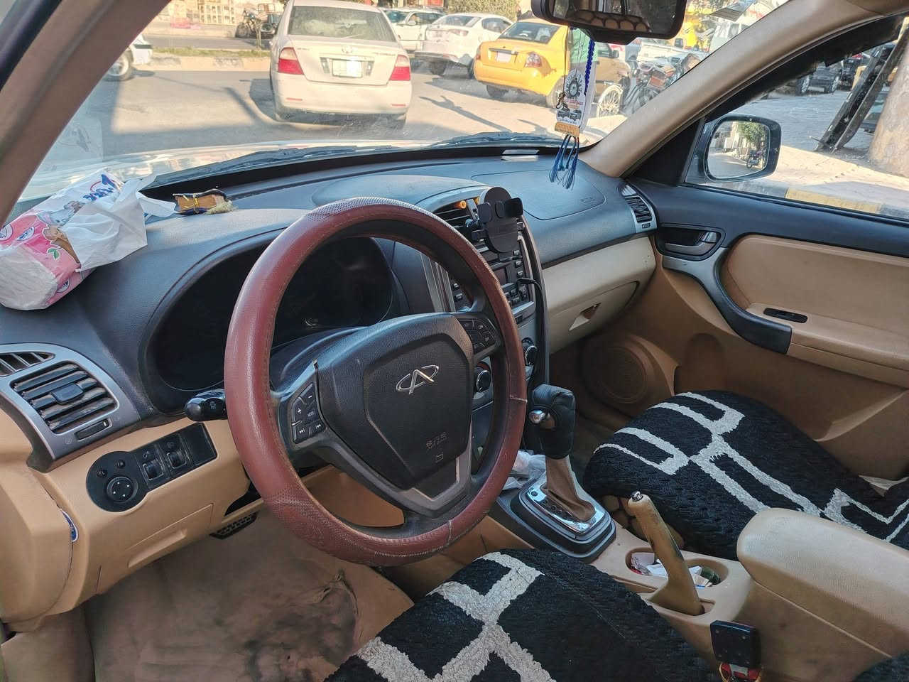 السلام عليكم
تيكو موديل 2014 
محرك 2000 ميكانيكي ماشية 84 الف 
الرقم الجديد ... واسط مثل ما واضح بالصور
 وبأسمي سنوية  جديدة لغاية 2031
السعر 72 ورقة وبيها مجال بسيط للشراي فقط مكان السيارة كوت الزهراء 
للتواصل الاتصال على الرقم 
***********
