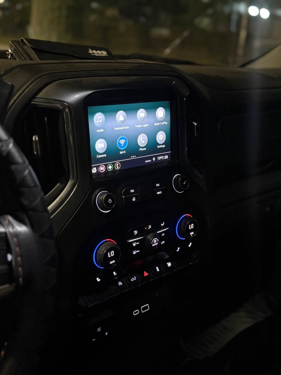 للبيع

شوفرليت سلفرادو 2020 شكل الاخير🔥

بدي قصير باب طويل المرغوب🔥

السيارة مابيها نقص شعرايه وكلشي شغال بيها وماكو اي نقص شرط👍🏻

رقم اربيل مميز 22933 باسمي شرط التحويل + باج تضليل 80‎%‎ دافع رسوم كامل 🔥

مكينه 5300 المرغوب🔥

نظام فور ويل تو ويل والفور ويل الثقيل والخفيف كله شغال شرط🔥

• گير 10 نمر طيارة

• تبريد امامي خلفي

• شاشة كبير تدعم CarPlay واير ليس يعني النظام الحديث

• باب بدي كهرباء

ضرر قطعتين فقط بدون ايرباك وداخله كلين بلعراق صارت قطعتين

كامره

‏USB + USB c

لايت اوتو

سعر 290$

مكاني بابل حلة حلة, بابل


**إذا كنت صاحب هذا الإعلان وتريد حذفه لأي سبب، رجاءا أرسل رسالة إلى الدعم الفني**