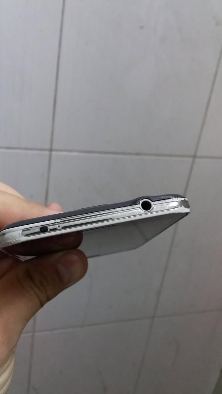 جهاز s5
كامل شغال مع كيبل وبطارية جديدة ثانية سعر 40 قفل مدينة الصدر ما عندي توصيل


**إذا كنت صاحب هذا الإعلان وتريد حذفه لأي سبب، رجاءا أرسل رسالة إلى الدعم الفني**