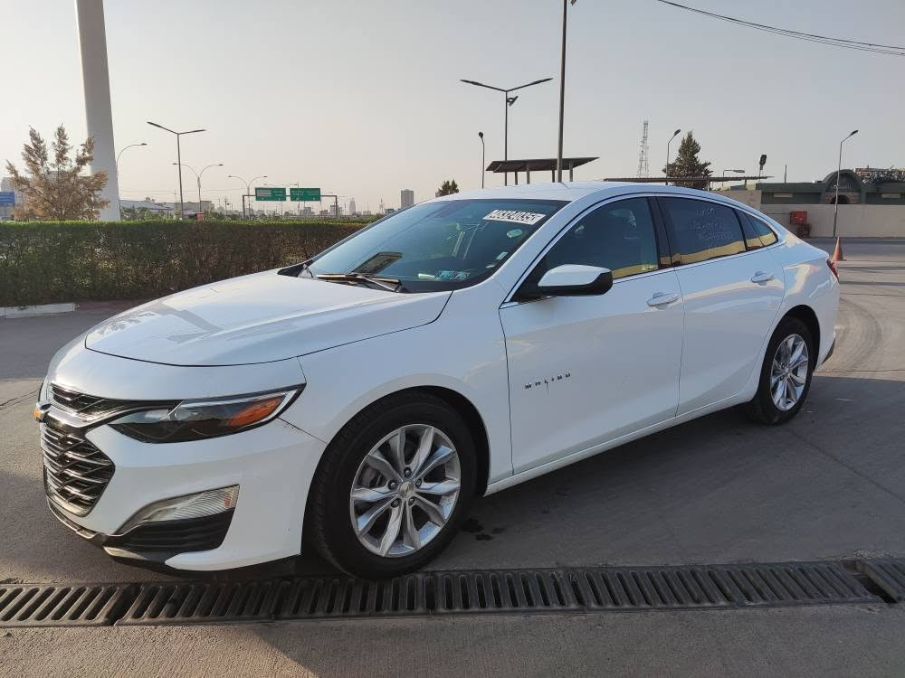 ماليبو 2025 LT

ضررها جاملغ خلفی، ايرباكات تکمة طاكة فقط، لايتات و راديتر كلها بلادي.

كشن کهرباء و تدفئة، شغال، تحديد سرعە و رادار، بریک بصمة ویدات بصمة، تبرید قطعتین.

ماشية 5 الف ميل فقط
السيارة باربيل و تترقم شمالي.

130 ورقة أربيل, العراق


**إذا كنت صاحب هذا الإعلان وتريد حذفه لأي سبب، رجاءا أرسل رسالة إلى الدعم الفني**