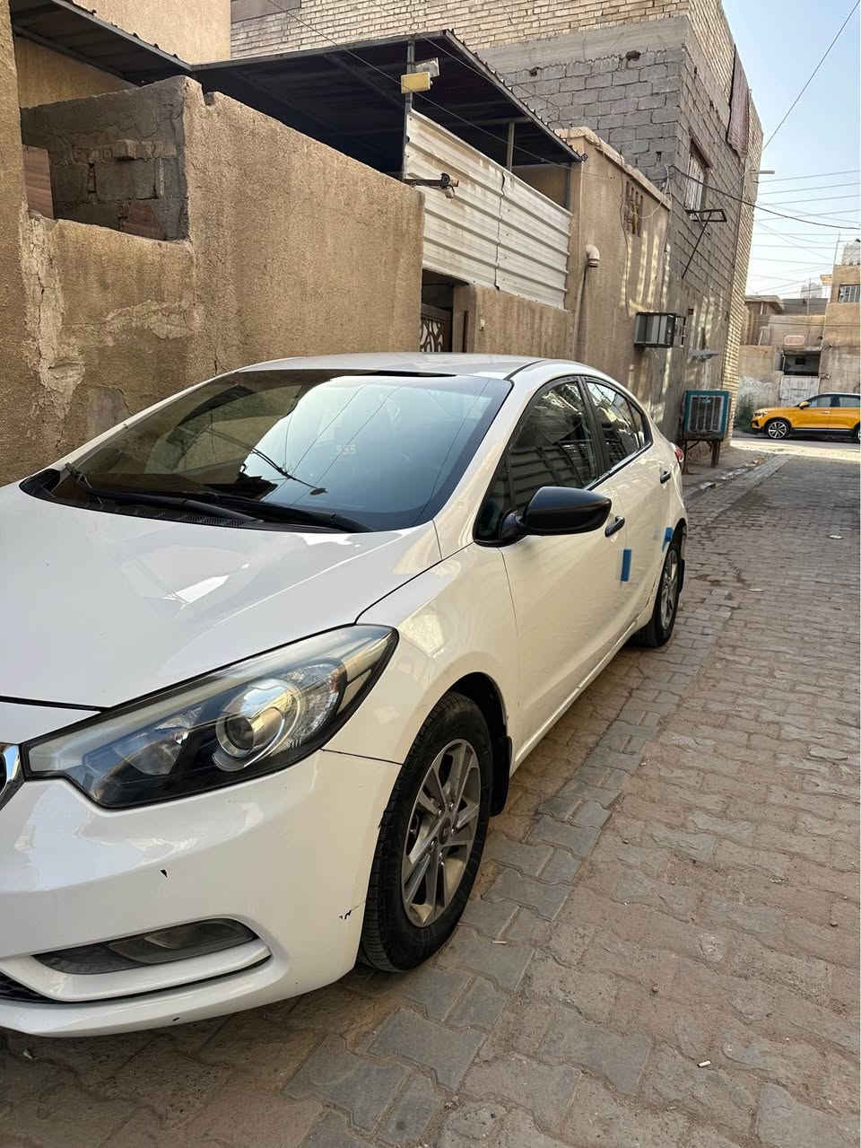 سيراتو ١٥ 
محرك ١٦٠٠
محرك كير تبريد كله كفاله على وضع شركه 
عنوان بغداد الدوره
بيه بارد مكفوله من صبغ 
***********
سنويه وهزه كله جديد ثاني يوم تحويل بغداد, العراق
