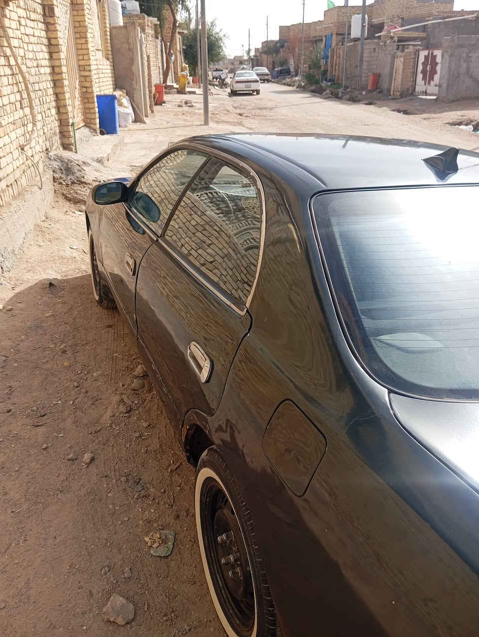 شيزر نفخ مكفوله من العيب الشرعي والكص والنقل مشروع وطني رقم بغداد
حداديه وطخم تاير وباتري كلهن جدد

مكينه وكير ففتي مكان السياره الشطره

***********
