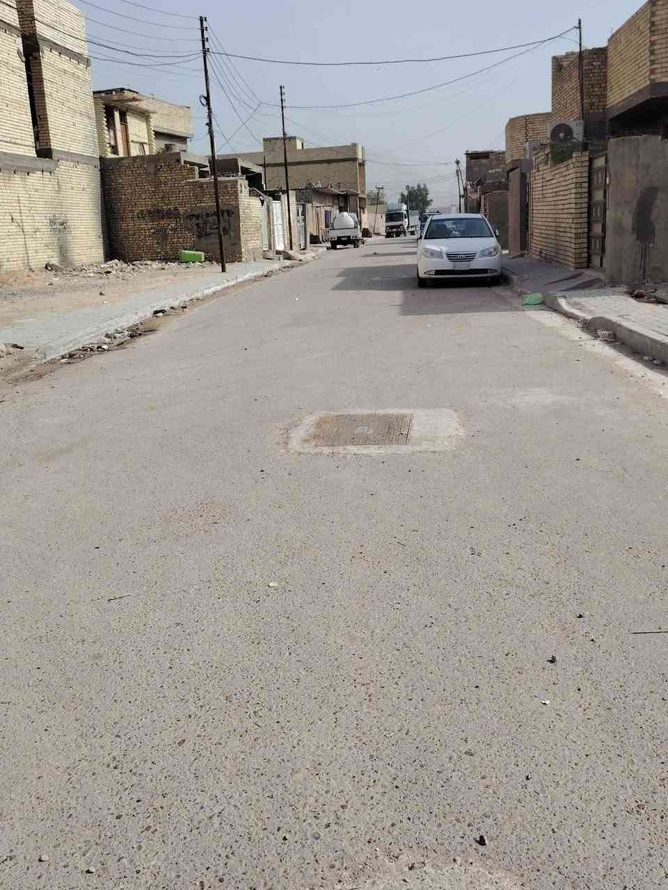 الـسلام عـليكم
بيت للبيع،،مساحه105م

 يحتوي على غرفه نوم مع صاله مع صحيات الموقع بغداد حي السلام 
شارع المستشفى الفضيلية العام الجديد 
مجاور مركز شرطه الخنساء

ملاحضه المنطقه تابع دائرة بلدية بغداد الجديدة مشمول بالتمليك فول خدمات تبليط مقرنص ماء مجاري كهرباء انترنت السعر الاستفسار على واتساب او تصال عله الرقم ***********
