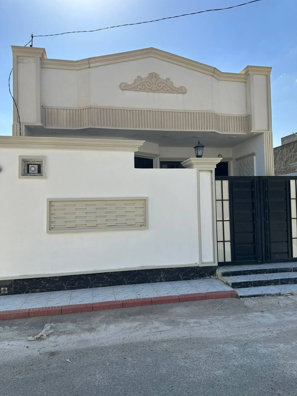 ((بسم الله الرحمن الرحيم))
🏡     🏘      🏚 

#بيت_للبيع         

🔴في الجغيفي ثانيه

✅المساحة :150
 
مكون من 2 غرف نوم
 صالات2
ومطبخ 
واستقبال 
حمام عدد2
مناور عدد 2

 🛣 الشارع 🛣🛤 : 10

🗒📑⚖️ نوع الملك : طابو زراعي صرف علمن عند الشراء تدخل مباشرتا بل سند المشترك الطابو لصرف الازراعي

💸💰 السعر  💰💸: 115🔴وبي مجال

للاستفسار : مراجعة 
🥇 مكتب الدليمي 🥇
🩸📍العنوان الجغيفي _نهايت سياج المقبرة على السايد الايمن.                         
                                     
            📱📲  للاتصال :  ميثم*********** 📞☎️

#عقارات_الفلوجة #عقار_للبيع #عقارات_الانبار #عقارات_العراق  #العقار #عقار
#العقار_للبيع #للبيع #بيع #بيت #بيوت #قطعة #قطع
#ارض #
