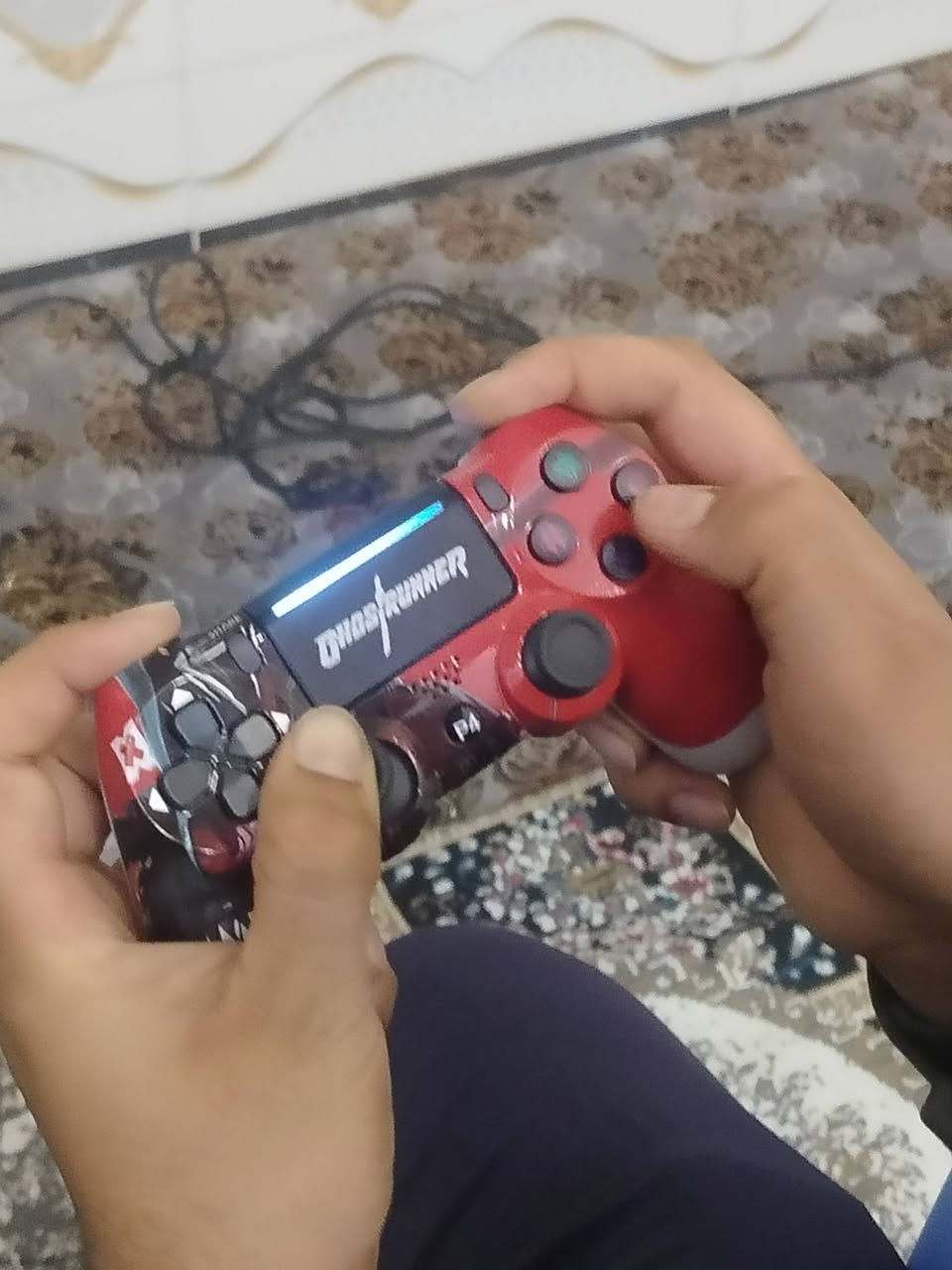 بلي 4 للبيع جديد
الاتصال على الرقم التالي 
***********
