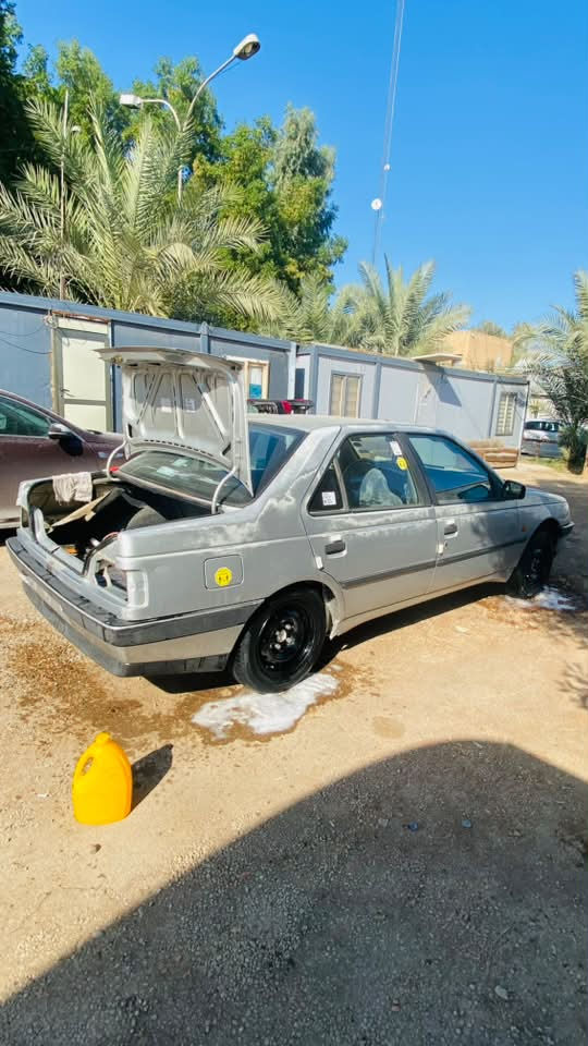 بيجو 405 glx  موديل ١٢ كفالة عامة كير مكينة تبديل صبغ فقط جراد رقم بابل انكليزي با اسمي 35$ وبيها مجال قليل  
الاتصال او ماسنجر 
***********
