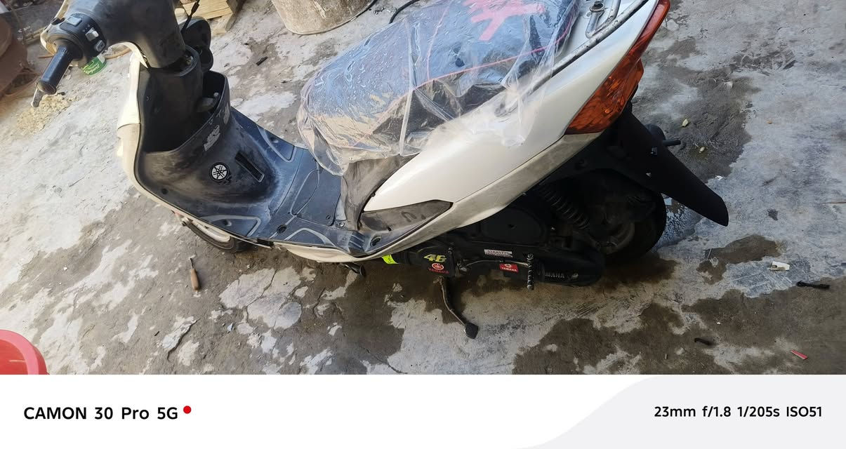 سلام عليكم شباب دراجه قجمه للبيع سعر 600 بيهه مجال الشراي***********
