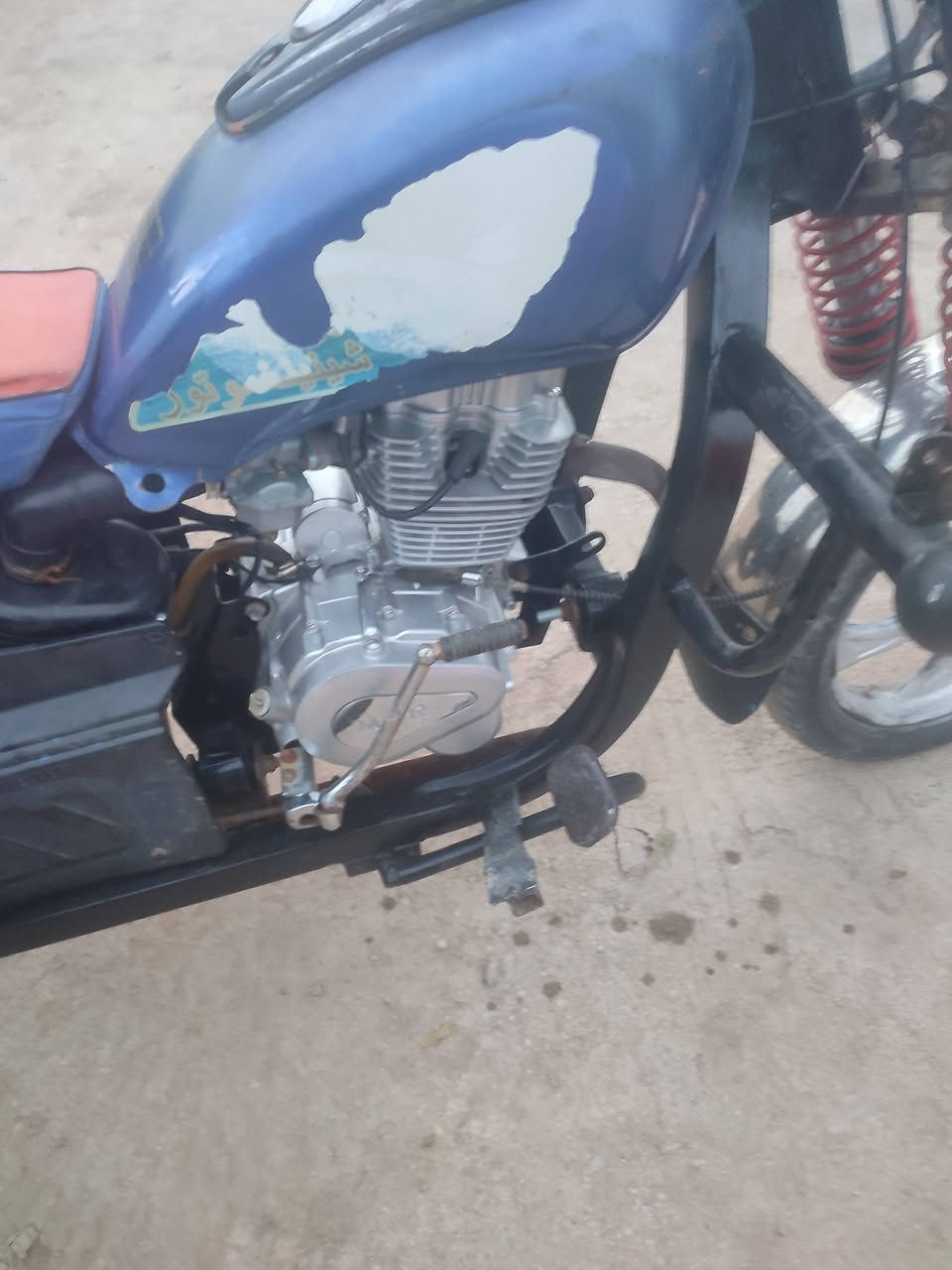 ستوته مديل 2014رقم اسود سنويه عندي راعيه ماواصله ستوته مكينه جديده كير جديد دبلات جديد كاردن جديد اكسن جديد تخم تاير كله جديد وراك كله جديد كابرته وشوته جدد كهربايت شغاله تانكي بنازين جديد ستوته تعمير جديد وياله جدد كله جديد وبديه موجود بس مال الفين وعشراه لون ازرك السعر مليون وميه *********** مكلف بل نشر
