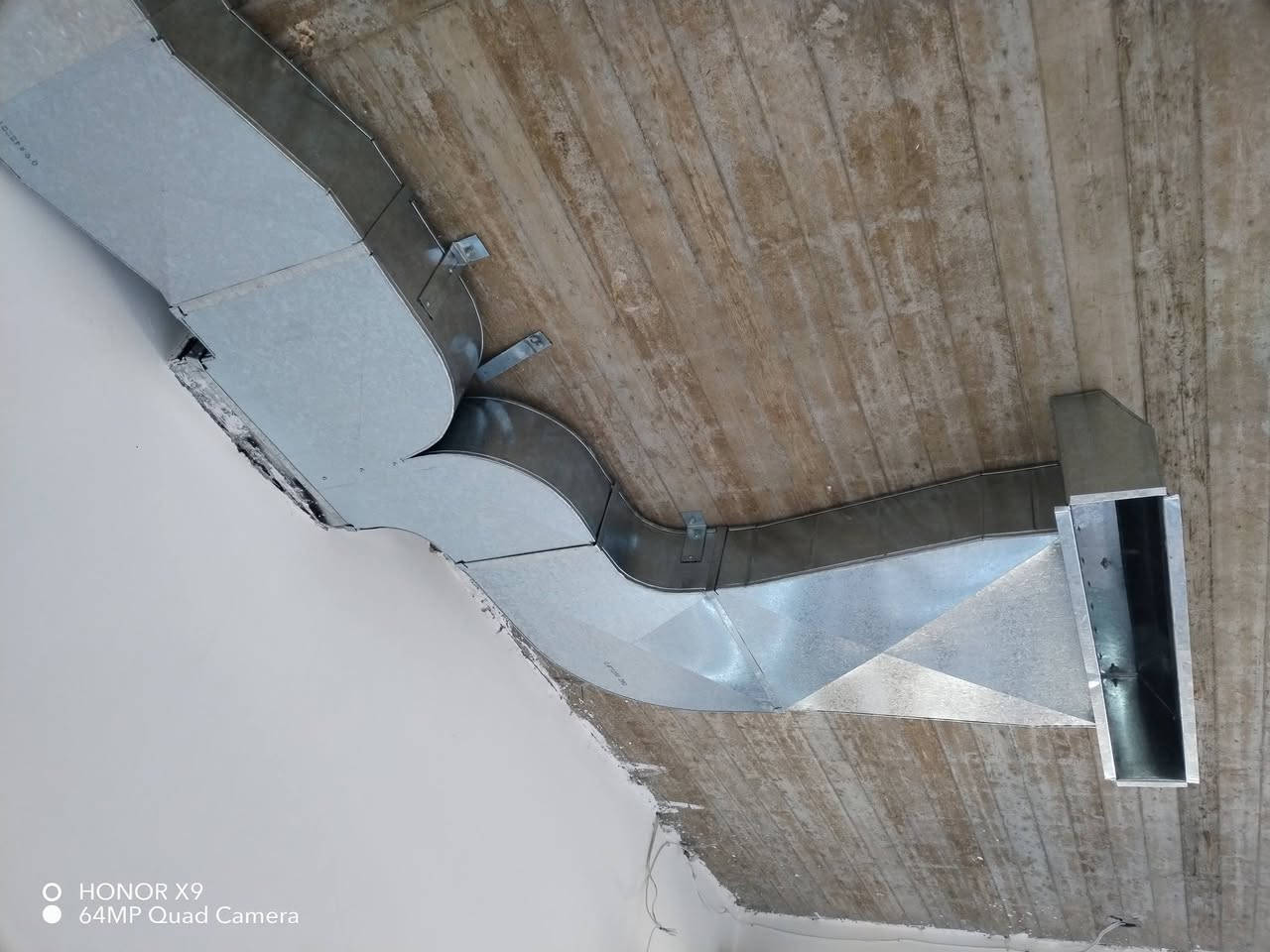 الحيالي 
لعمل مجاري الهواء 
والتبريد المركزي 
الموصل صناعة الكرامة 
***********
