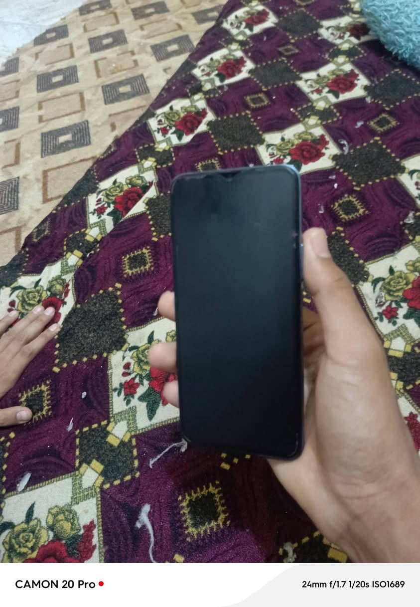 للبيع قيم وخذه مبدل شاشه اصلي وبي كسر بشاشه فوكه لصق +ذكره 128مكان كربله


**إذا كنت صاحب هذا الإعلان وتريد حذفه لأي سبب، رجاءا أرسل رسالة إلى الدعم الفني**