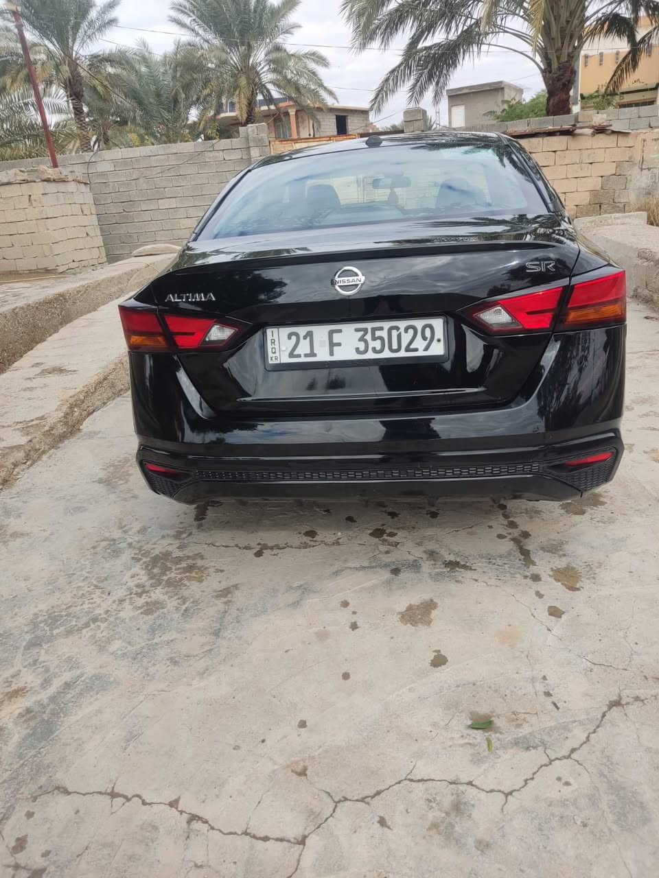 سلام عليكم نيسان التيما مديل 19كير مكينه بشرط السعر 138الستفسار  ***********
