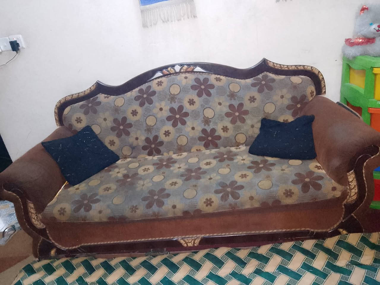 السلام عليكم ورحمة الله
تخم صغير بسعر بسيط ونضيف وبدون اي اضرار
سعر التخم 60وبي مجال 
المكان بغداد الكريعات


**إذا كنت صاحب هذا الإعلان وتريد حذفه لأي سبب، رجاءا أرسل رسالة إلى الدعم الفني**