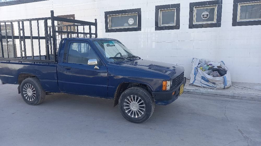 بيكاب 1985  
سيارةكة بى كيشةية هى بن ئيشة توزيك دوكةلى هةية نرخى 29  هةولير كسنزان *********** أربيل, العراق
