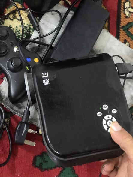 اكس بوكس 360 للبيع شهرين مستخدم مع ثلاث جوستكات  يوجد معه  دات شو     السعر145   المكان ديالى خان بني سعد يوجد توصيل. رقمي ***********
