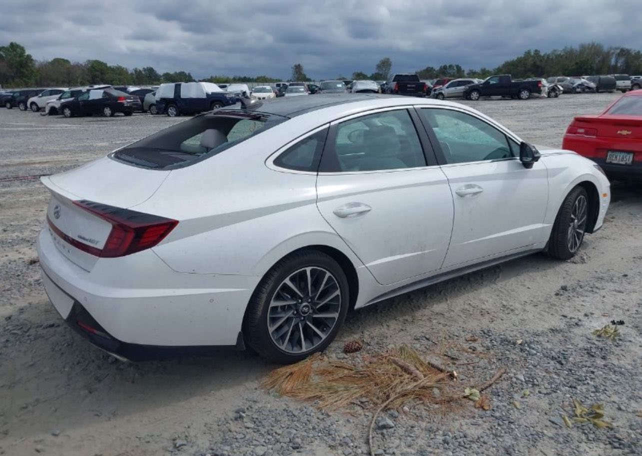 السلام عليكم سوناتا للبيع موديل 23
وارد امريكي 
فول مواصفات1/1
🚘تشغل عن بعد 
🚘فتحه 
🚘بصنع
🚘اشاير مري
🚘نقطه عمياء
🚘لد امامي خلفي
🚘حساست
🚘زنون
🚘صندوق كهرباء 
🚘ترحيب ابواب
🚘محرك 2500
🚘مثبت سرعه 
🚘شاشه
🚘كامره 
🚘تحكم استيرن
🚘انضمه قياده 
🚘ويل كب 
🚘تخم تاير جديد 
 السعر 190وبيه مجال
الاستفسار :رقم الهاتف ***********
