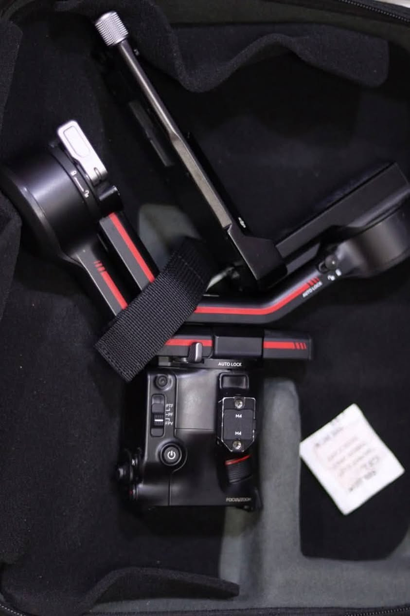 رونن RS3pro combo
نظيف جدا 
كامل الملحقات
حتى اللزكة مال الشاشه موجوده 
اخو الجديد نضيف كلش 

المهتم يتفضل خاص

 السعر 550

يوجد توصيل لكل المحافظات
***********
