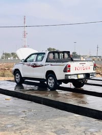 تويوتا هايلكس • ٢٠١٦ • فور ويل