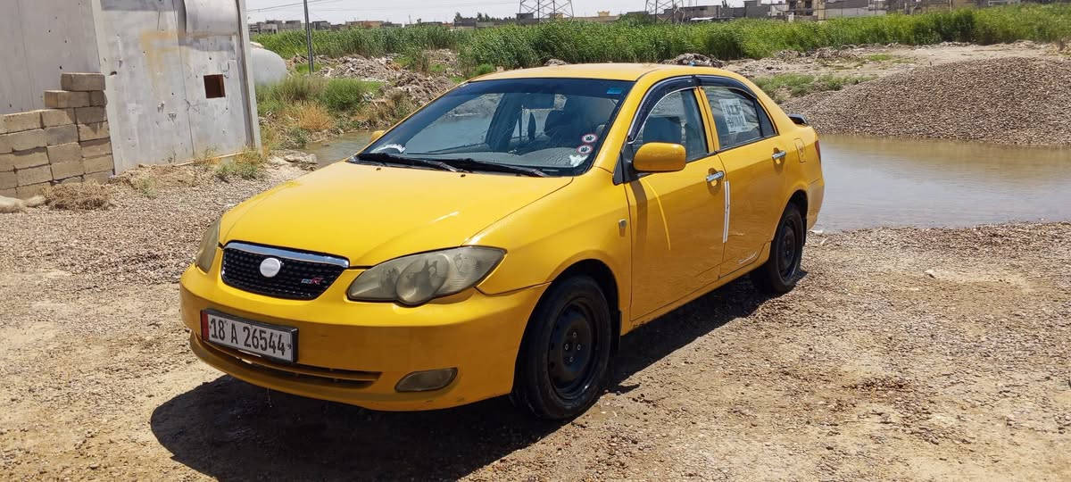 السلام عليكم شباب سياره بي واي دي F3 موديل 2011 محرك مكفول وكير عادي المرغوب مكفوله من الضربة بيها صبغ حزام اثر جراد صدر جديد امامي خلفي دوشمه عامه كاعيه وكشنات سنويه 31 تحويل مباشرالسعر 48 وبيها مجال  رقم الهاتف ***********
