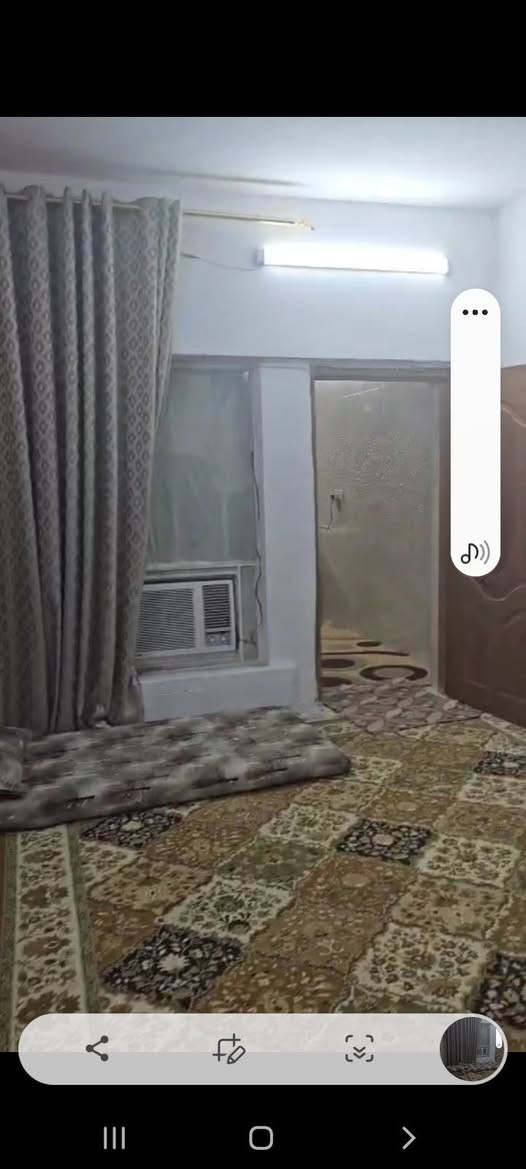 للبيع بيت 🏡 طابو صرف فى #شهداءالبياع مربع جامع 🕌 الكبيسي #مساحته٢٠٠م واجهه ٨ يحتوي على #ثلاث_غرف_نوم 😴 وصاله ومطبخ وخدمات وكراج للإستفسار اتصال 🤙 على الرقم 
***********
#الجميع
