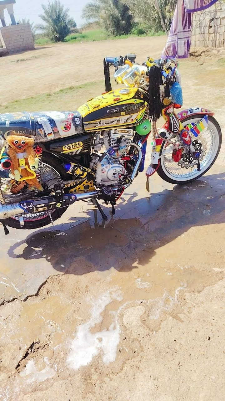 سلام عليكم دراجه للبيع  موديل 2024  الدراجه مكفوله من كلشي دراجه متعوب عليه كلش و برغي ما نقصه دراجه من كلشي مكفوله ومتعوب عليه العنوان ديالى الخالص الاستفسار عن رقم ‏‪0777 317 6448‬‏
