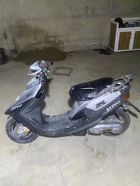 عليكم دارجه اسمها يامها دراجه شغاله كامل درع نضيف سعرها170 وبيها مجال ...