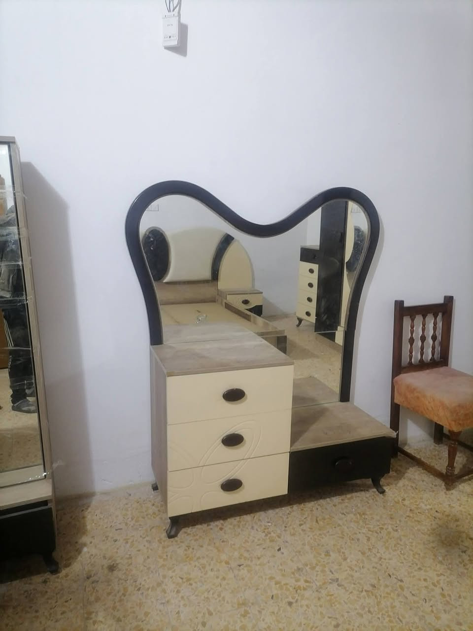 نجار وتصليح غرفه النوم وبوفيات ومنصب الغرفه تركيه ***********@
