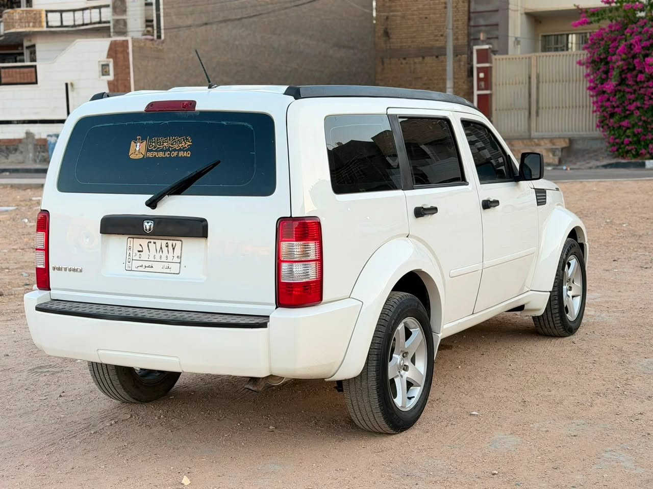 دوج نترو 2008  السعر62
***********
كير ومكينه مكفولات 6سلندر تبريد شغال كهربائيات كله شغاله مكان السياره كربلاء
