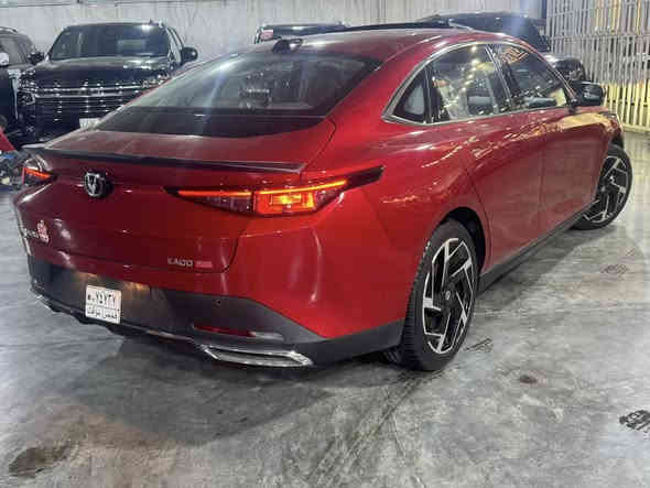 السلام عليكم من ادارة شركة شمس العز
شانجان EADO موديل 2024 
عداد المسافه 2000كم 
مرقم بغداد 
معارض البياع -شارع الثاني 
للاستفسار الاتصال
***********
***********
