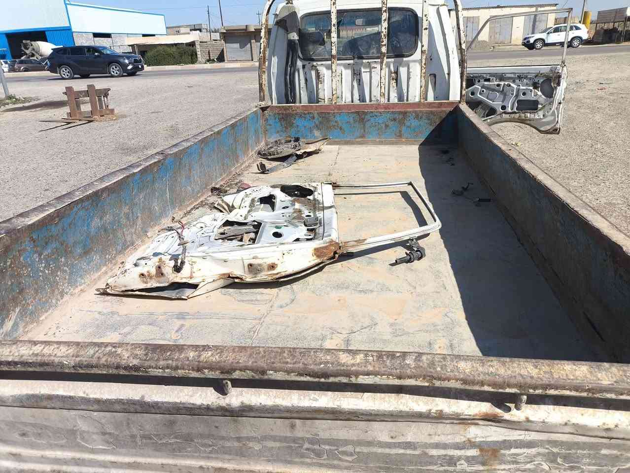 السلام عليكم ورحمة الله تعالى وبركاته كيه بنكو موديل 1994 محرك شرط كير بس الخامس يخرط
بس باقي النمرات فول ما شاء الله ملاحضه  ابيع فحم  +محتاج فلوس 
سعرها 11وبيها مجال قليل 
الخاص مفتوح 
هاتف ***********
