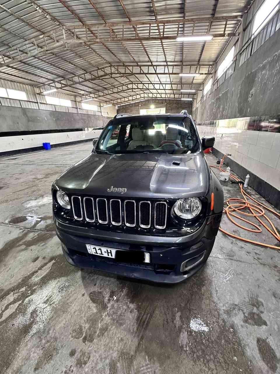 يا الله
جيب رينجيد 2018 لون فيلي فئة لاتيود
محرك زيرو بعده بالضمان
كشنات جلد الدوشمة بدبي
حداثها جانبي جاملغ جهة السايق بدون ضرر داخلي عدا الايرباك صور السونار بالمنشور
هزه بعدها ما ساقطه للشهر الرابع
للبيع او المراوس
السعر المطلوب 120 $

للتواصل ***********
