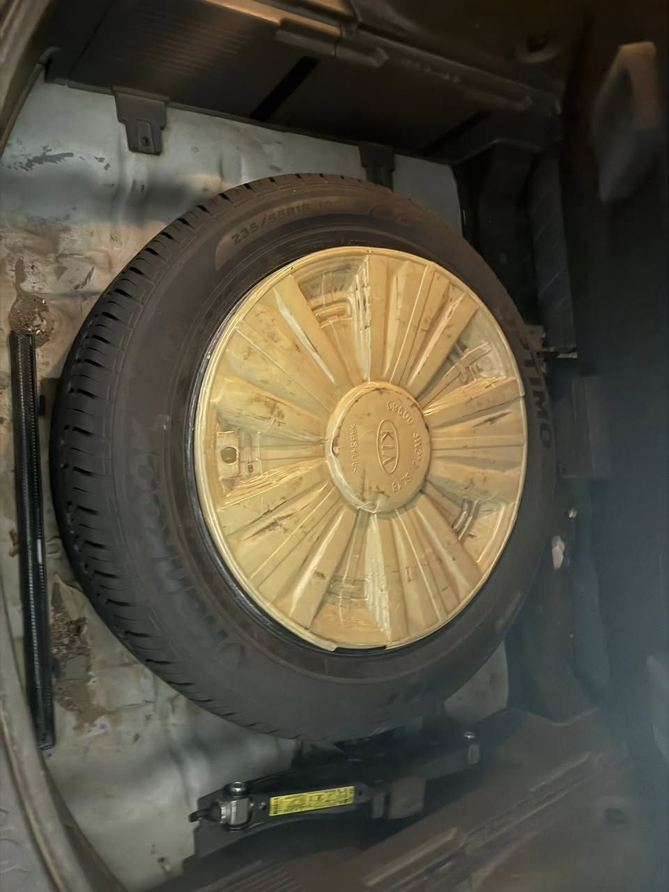 السلام عليكم من رخصه الادمن
سبورتج موديل 2016 خليجي كويتي
 فل واحد ع واحد  
بصمه  بانوراما  8 ايرباك 
ماشيه 95الف استعمال مال البيت
سبير منازل
مري طي
كشنات كهرباء 
السياره كفاله عامه  مكاني زيونه
السعر 17.300 $ وبيها مجال للشراي
للاستفسار ***********
الميعجبه السعر اعبر المنشور وصل على النبي
