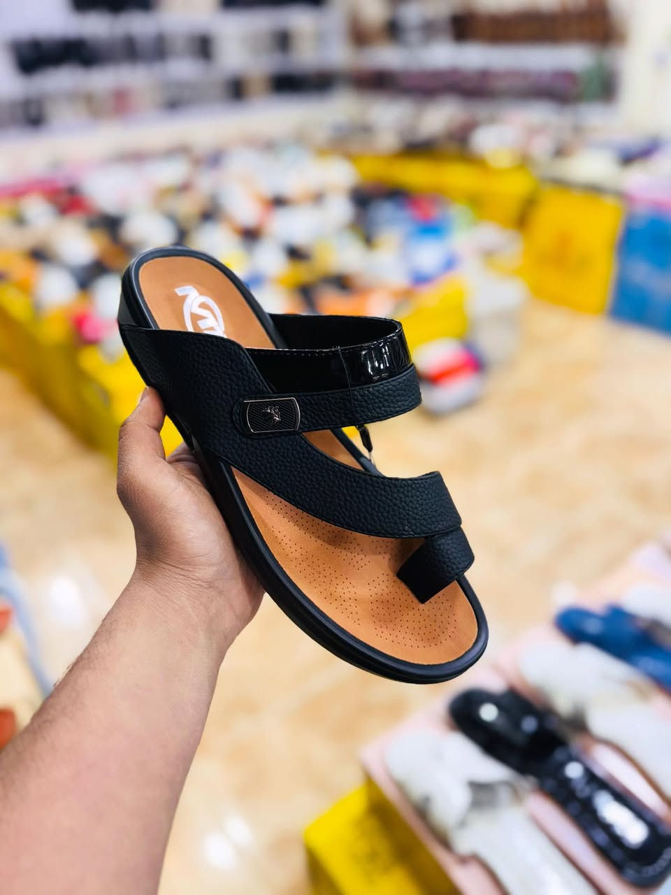 #جديدنا_في_محلات_ابو_زهراء_العبيدي_تكريت 

#شحاطات_رجالي


**إذا كنت صاحب هذا الإعلان وتريد حذفه لأي سبب، رجاءا أرسل رسالة إلى الدعم الفني**