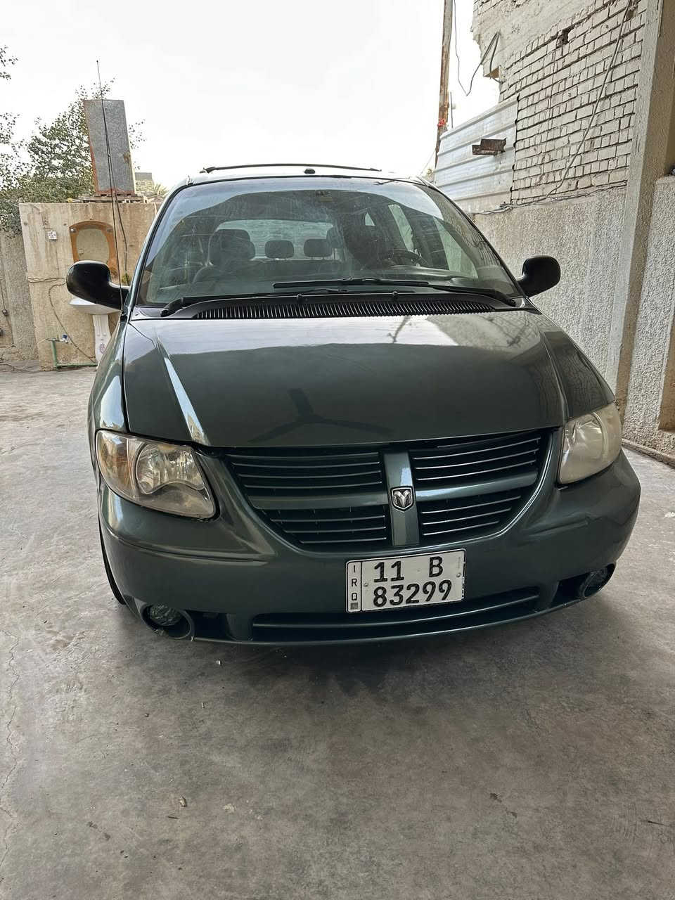 ‏سلام عليكم شباب للبيع دوج كرفان 2007 3قطع تبريد كشنات بلع من فصله بوب كهرباء سياره كير مكينه تبريد تخم تاير صدر خير من لله سياره بيها صبغ احزام جماليه أو عدي صورها قبل لا تنصبغ رقم بغداد أنكليزي سنويه 2027مكانها بغداد أبو غريب سعرها 76او بيها مجال بصيط سياره جاهزه موبايل *********** مكينه 3300
