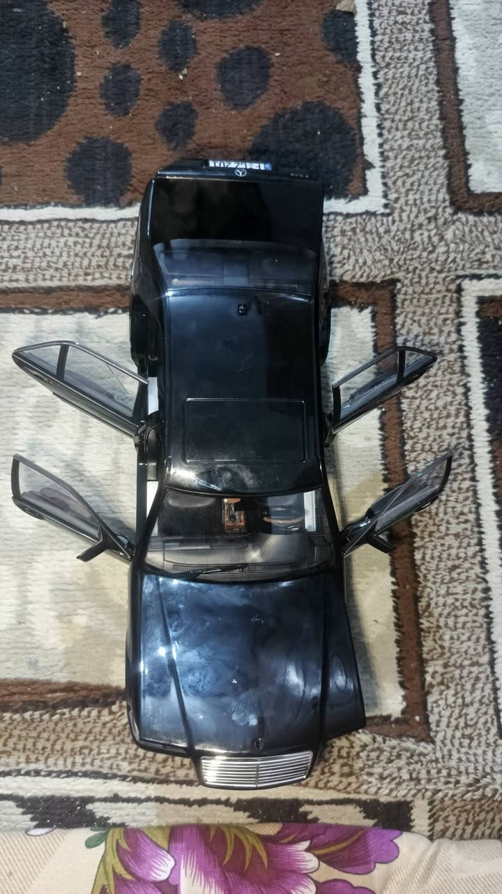 انتيكا سياره حديد كلشي بيها واقعي وينفتح 
سعر 25


**إذا كنت صاحب هذا الإعلان وتريد حذفه لأي سبب، رجاءا أرسل رسالة إلى الدعم الفني**