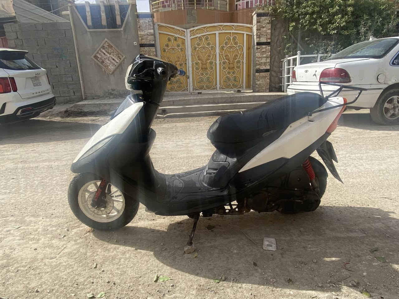 للبيع دراجه ماكس عدله مكينه خير من الله كهربائيات كله شغاله نقص بس الهندر يرادله طبكه تشتغل سلف 
#المكان بابل الحصوه 
#السعر٣٥٠بيه مجال
للاستفسار ***********
