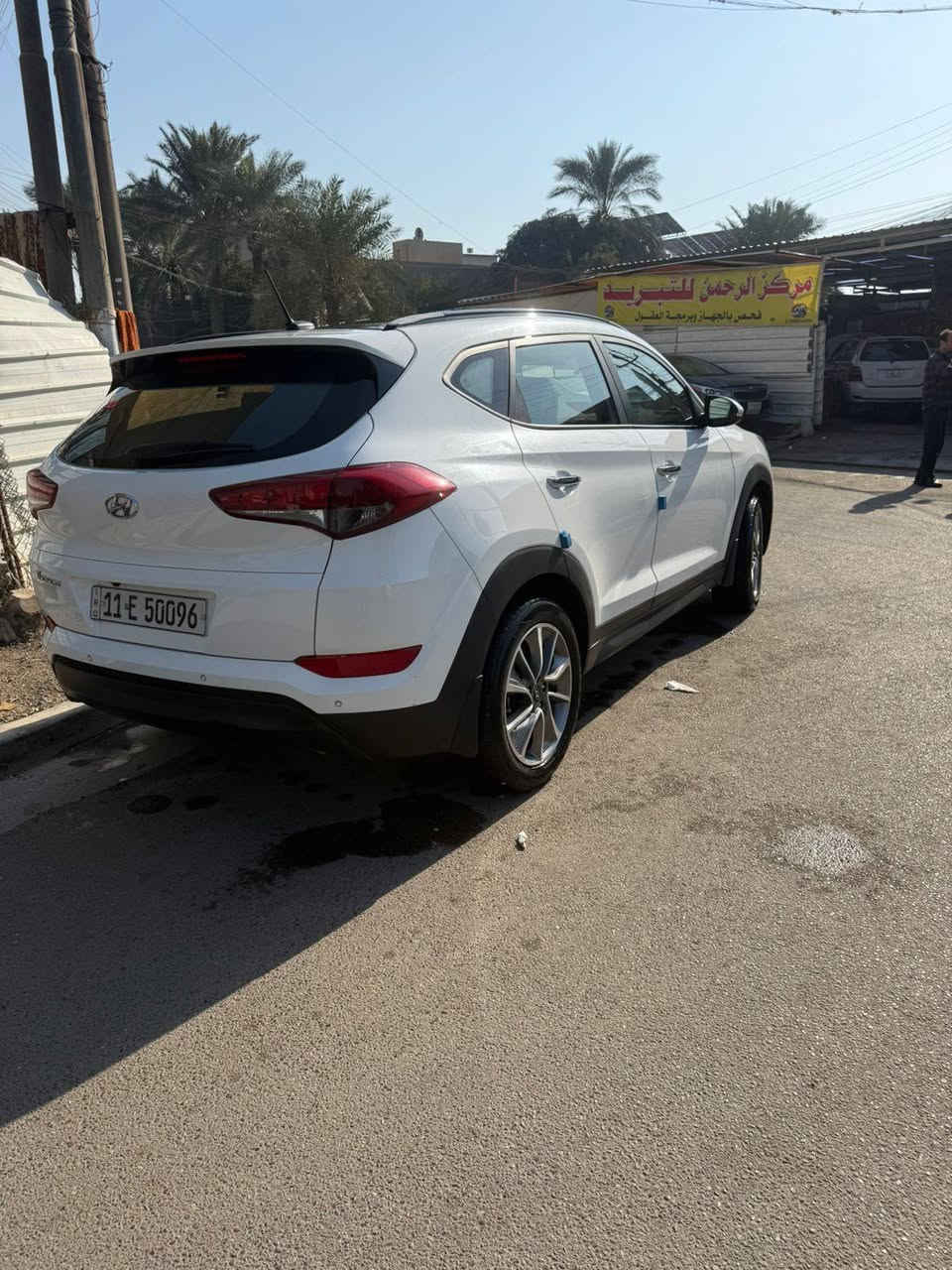 سلام عليكم توسان خليجي موديل 18 للبيع فقط السياره فول وكلش نظيفه مكان سياره حي جهاد،،او الكراده 
رقم صاحب السياره ،،،‏‪***********‬‏
